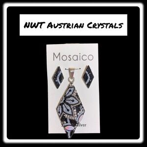 NWT Mosaico Austrian Crystal pendant necklace & earrings 💕💕 new line! 💕💕